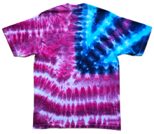 Load image into Gallery viewer, Large Short-sleeved Shirt