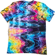 Load image into Gallery viewer, Large Short-sleeved Shirt
