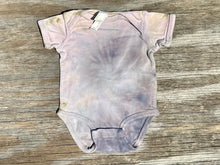 Load image into Gallery viewer, 6month Onesie